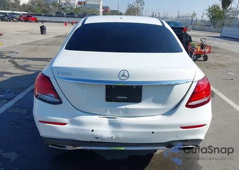 2017 Mercedes-Benz E 300 z USA, uszkodzony, nr VIN WDDZF4JB5HA007809
